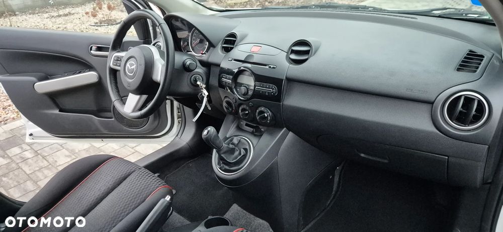 Mazda 2 1.3 Dynamic - 29