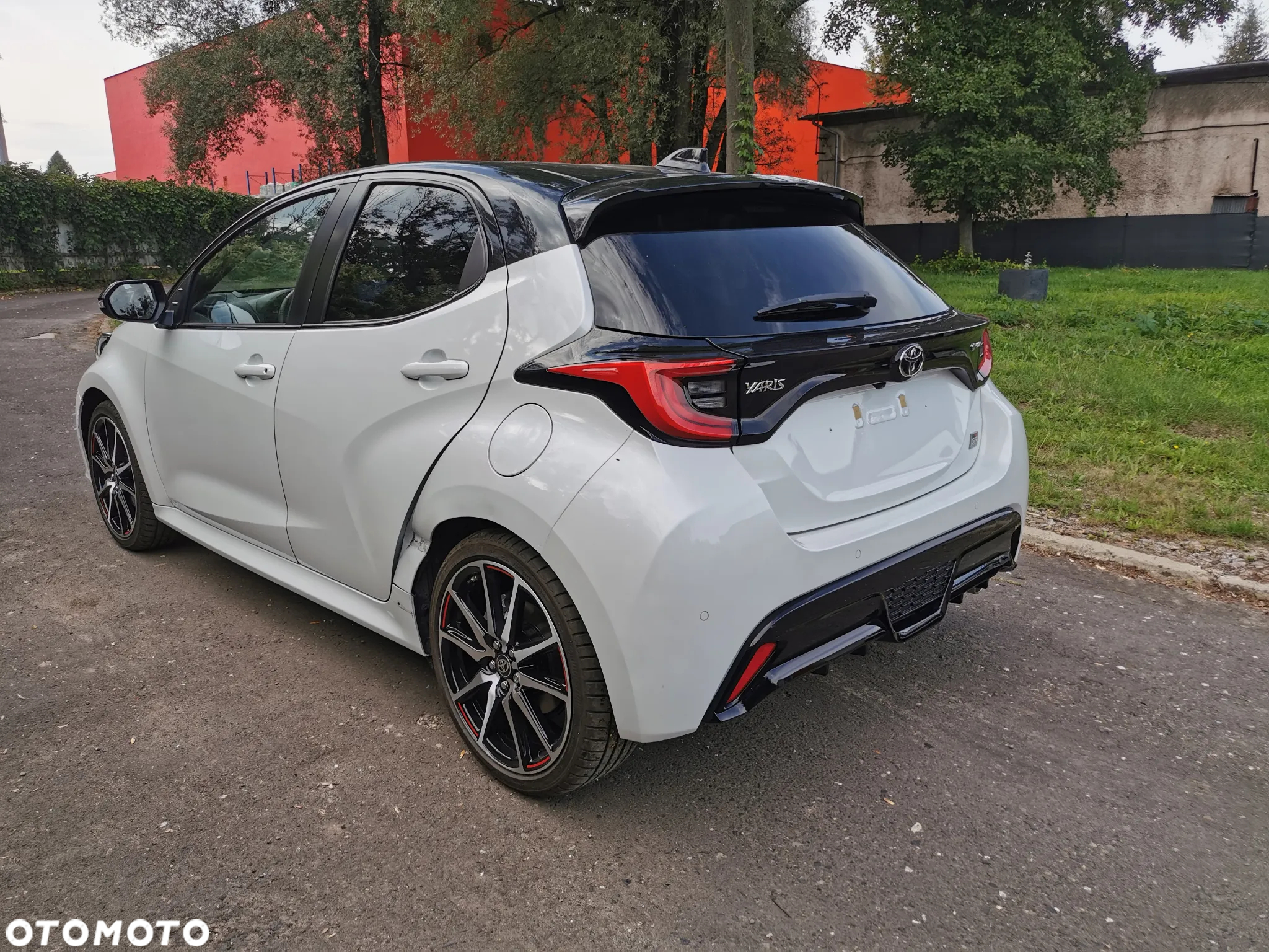 Toyota Yaris Hybrid 1.5 GR Sport - 7