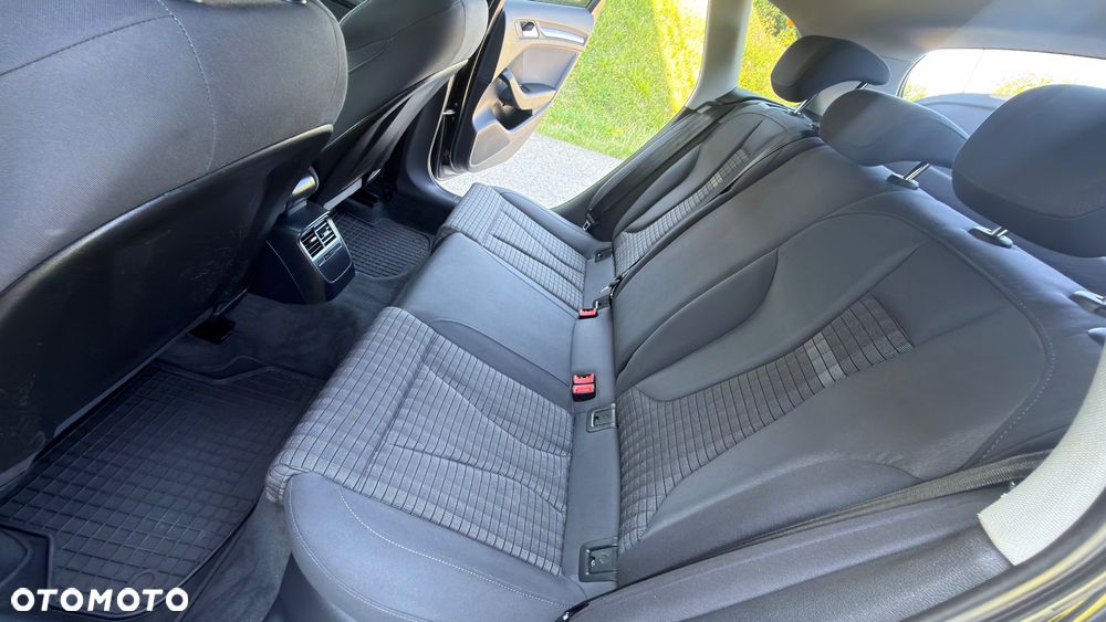 Audi A3 Sportback 1.8 TFSI S tronic S line Sportpaket - 22