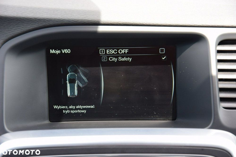 Volvo V60 Cross Country D3 Drive-E Summum - 22