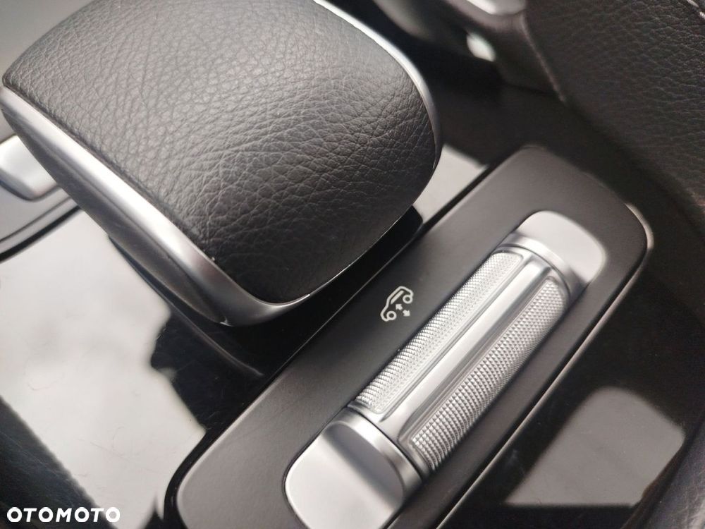 Mercedes-Benz GLE - 18