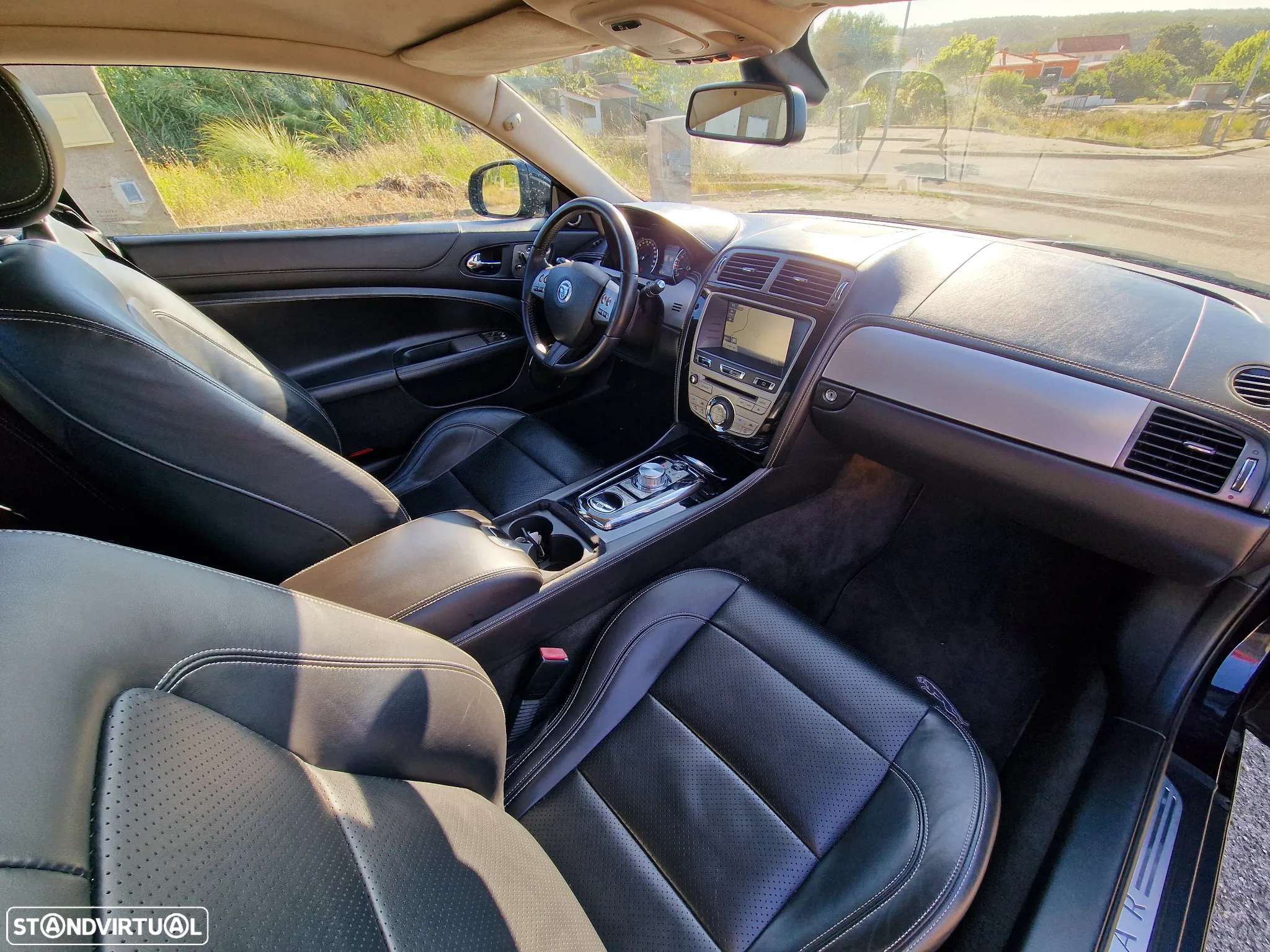 Jaguar XK 5.0 V8 Coupé Portfolio - 25