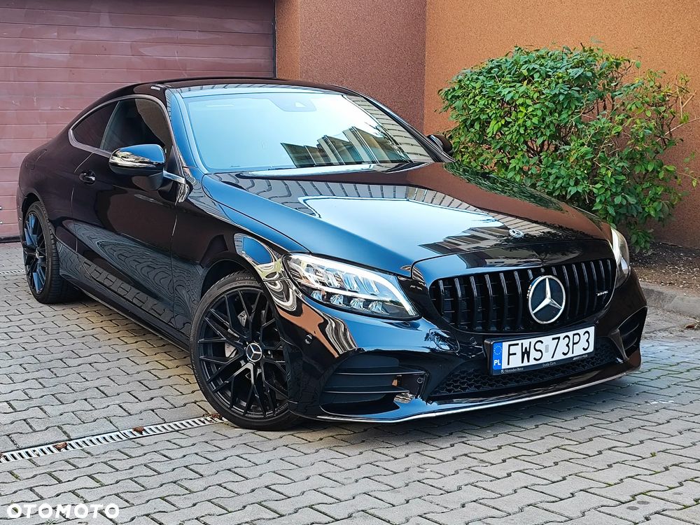 Mercedes-Benz Klasa C 180 Coupe AMG Line