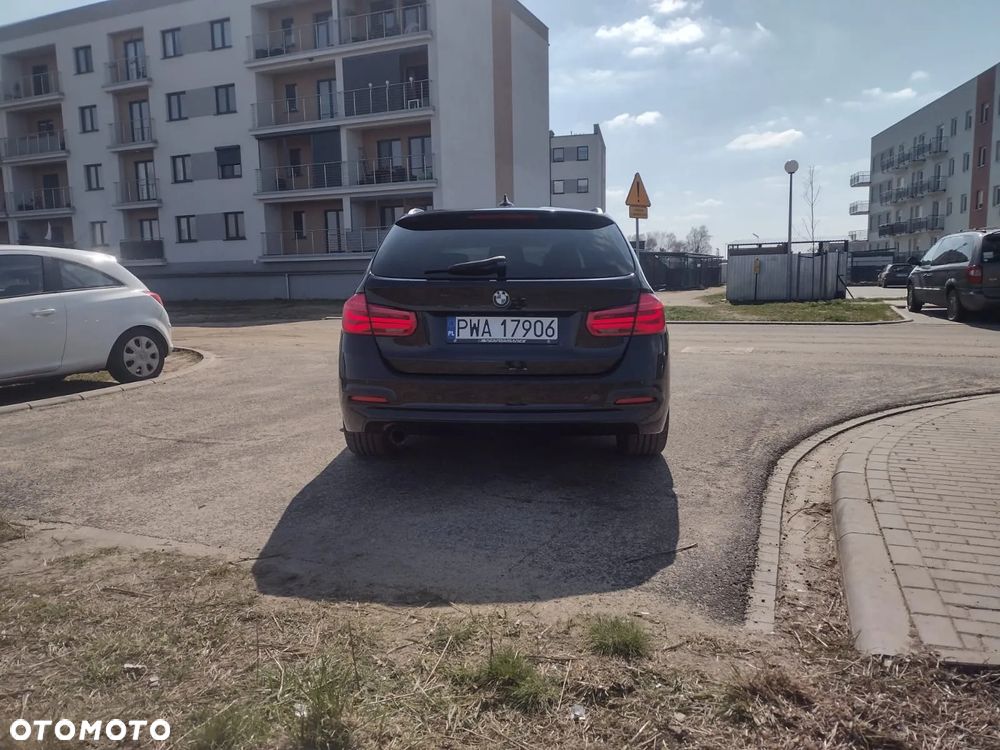 BMW Seria 3 318d Sport Line - 5