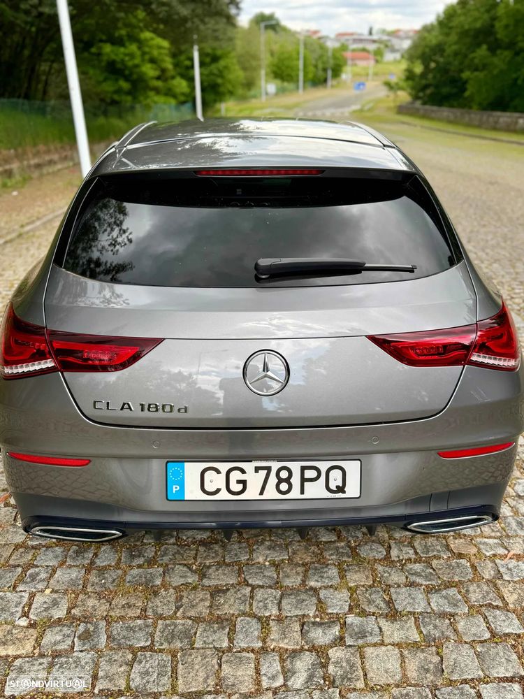 Mercedes-Benz CLA 180 d Shooting Brake AMG Line - 5