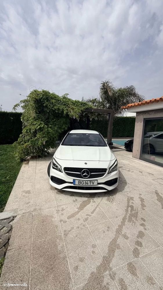 Mercedes-Benz CLA 220 d 4Matic 7G-DCT AMG Line - 4