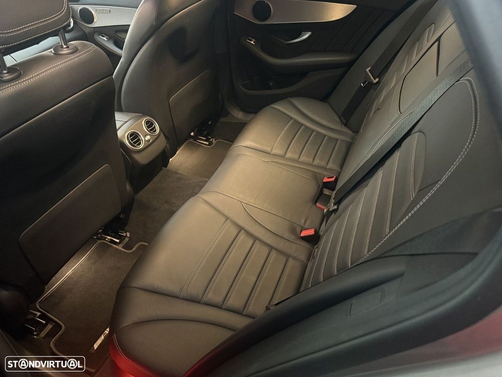 Mercedes-Benz C 300 de AMG Line - 11