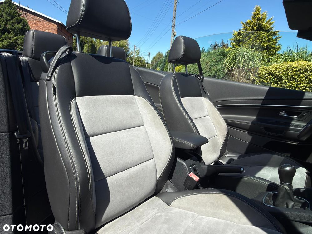 Volkswagen Eos 2.0 TDI DPF BlueMotion Technology Sport & Style - 14