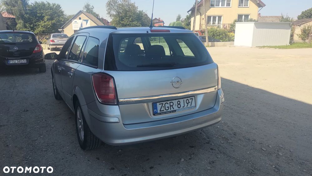 Opel Astra 1.8 Enjoy - 21