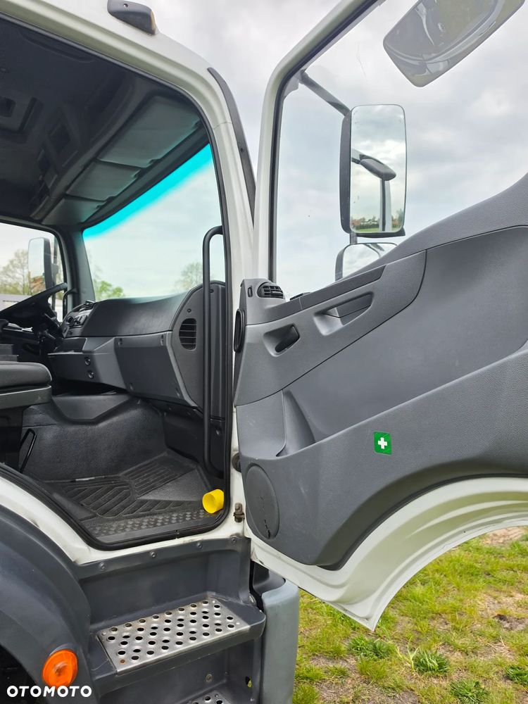 Mercedes-Benz AXOR 1828  HIAB 122 DUO - 34