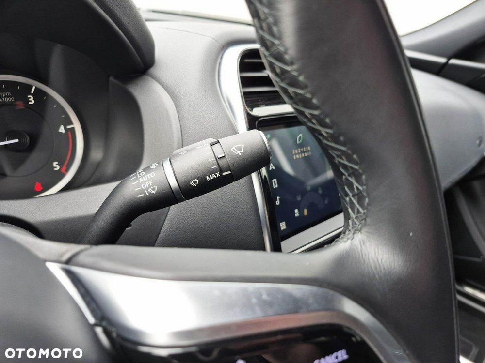 Jaguar XE 2.0 D200 mHEV AWD SE - 31