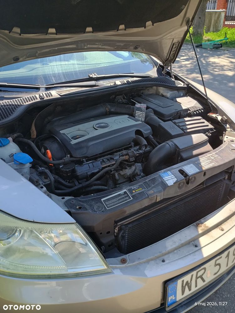 Skoda Octavia 1.8 TSI Ambiente - 8