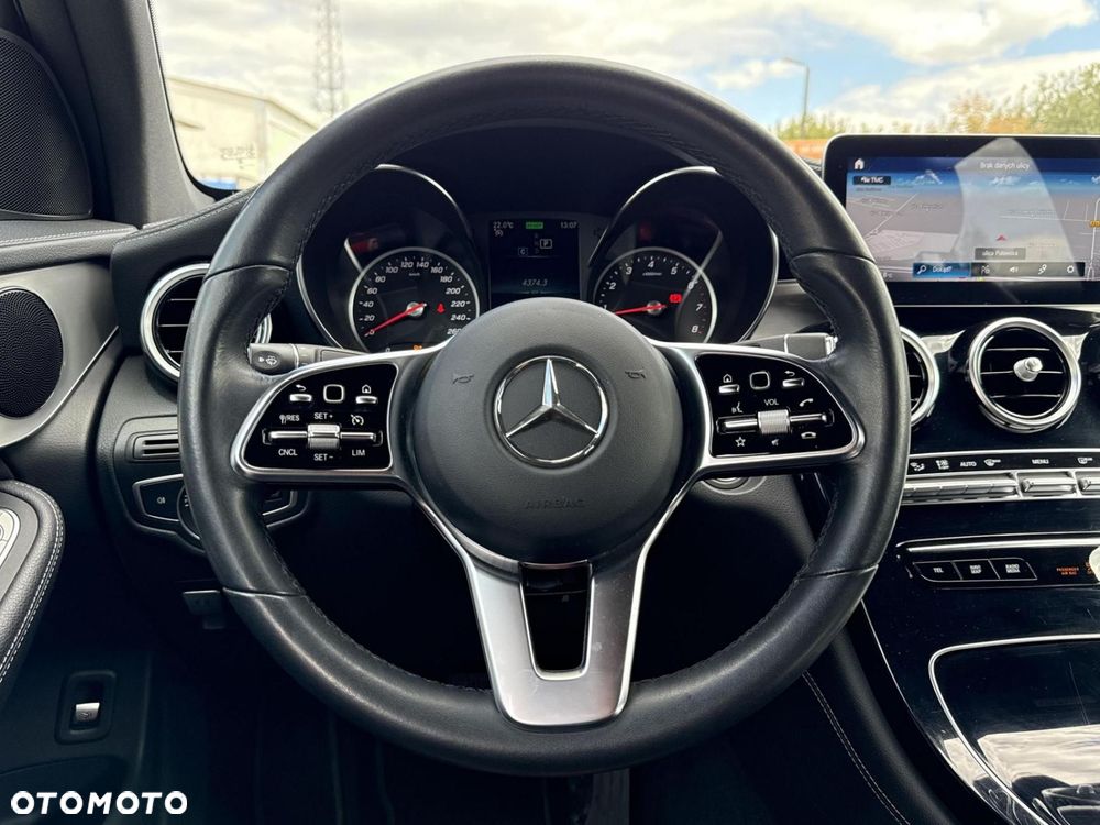 Mercedes-Benz GLC - 22