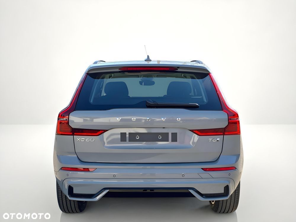 Volvo XC 60 T6 Plug-In Hybrid AWD Ultra Dark - 6