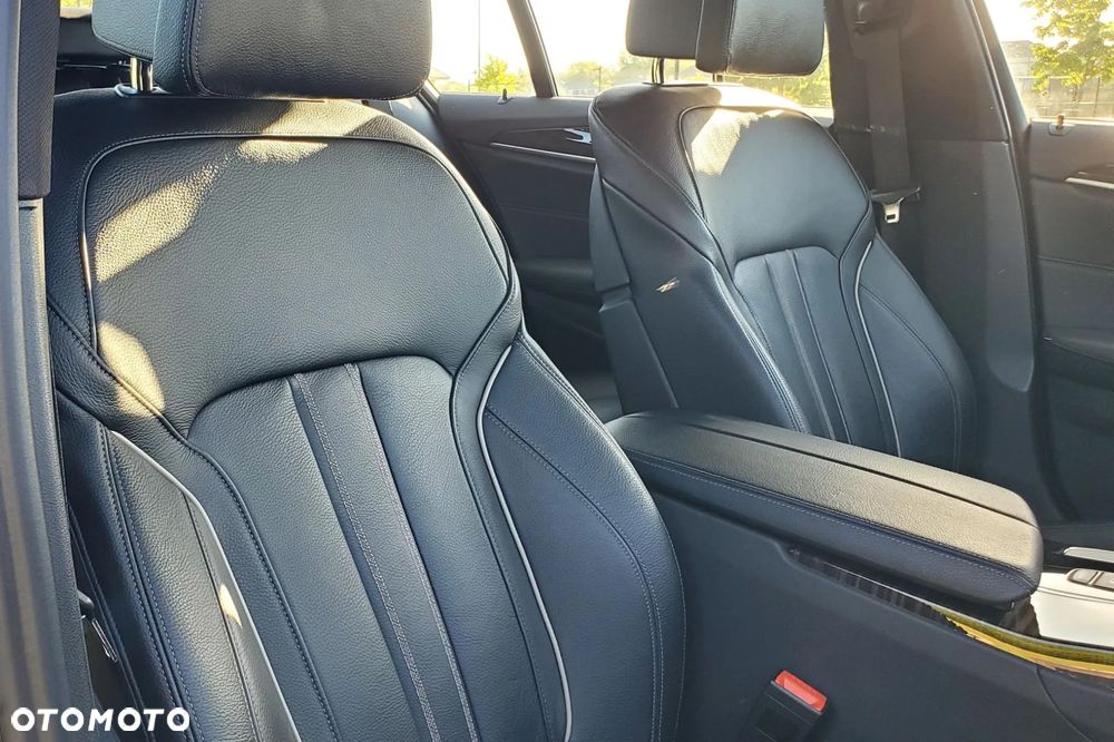 BMW Seria 5 540i xDrive M Sport sport - 15
