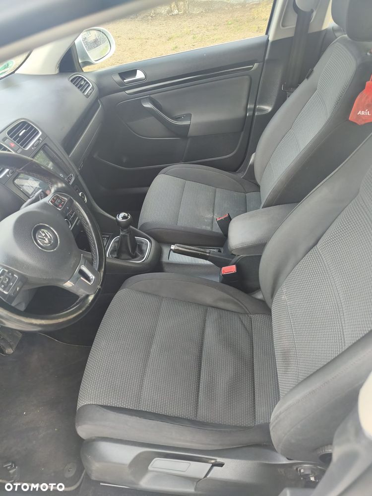Volkswagen Golf 1.6 TDI DPF Highline - 12
