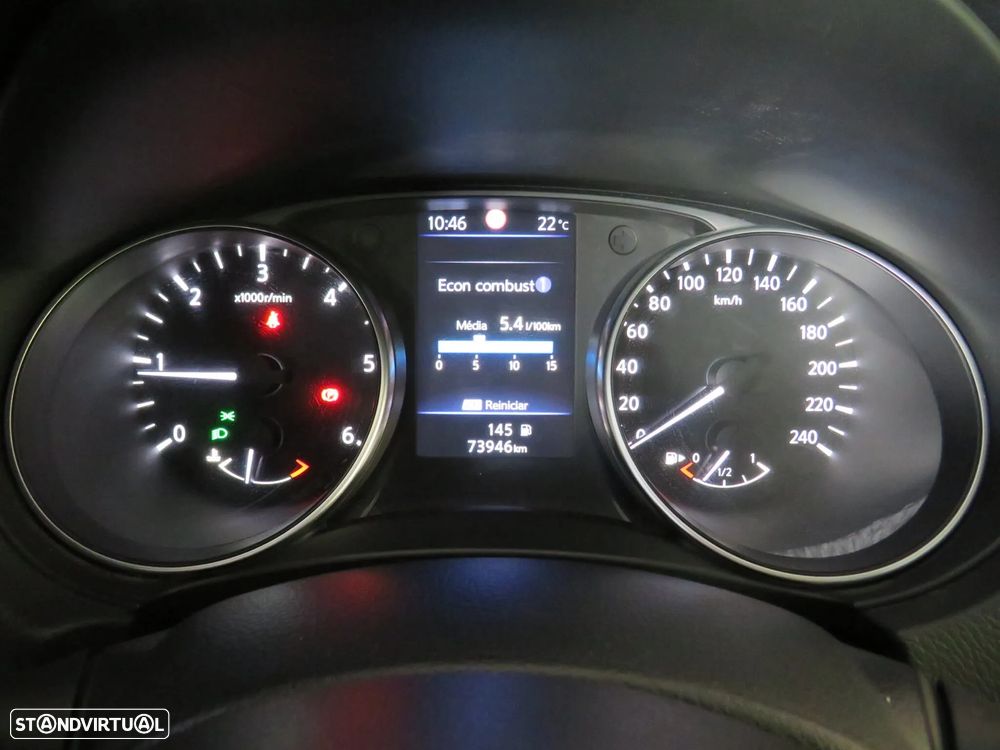 Nissan Qashqai 1.5 dCi N-Connecta J18+Led - 20