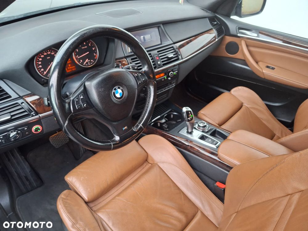 BMW X5 xDrive30i - 25