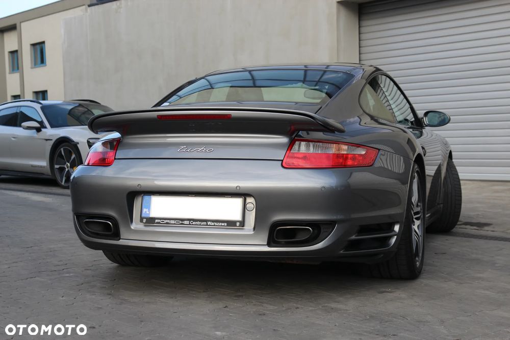Porsche 911 - 4