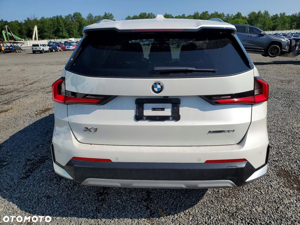 BMW X1 - 7