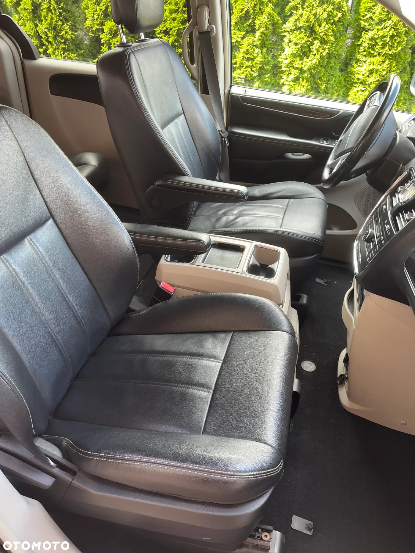 Chrysler Town & Country 3.6 Touring - 7