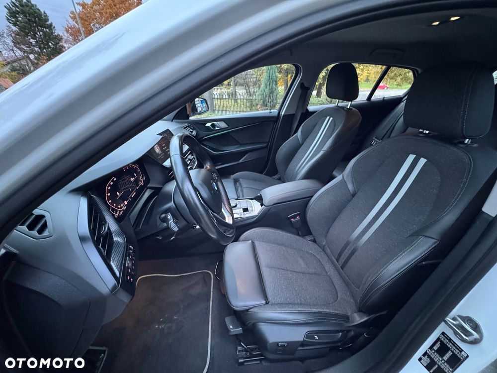 BMW Seria 1 118d Sport Line Shadow - 15