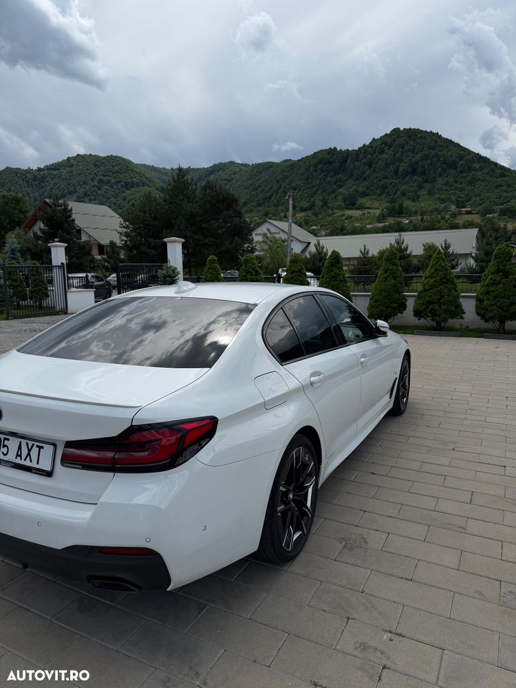 BMW Seria 5 530e xDrive Aut. - 5