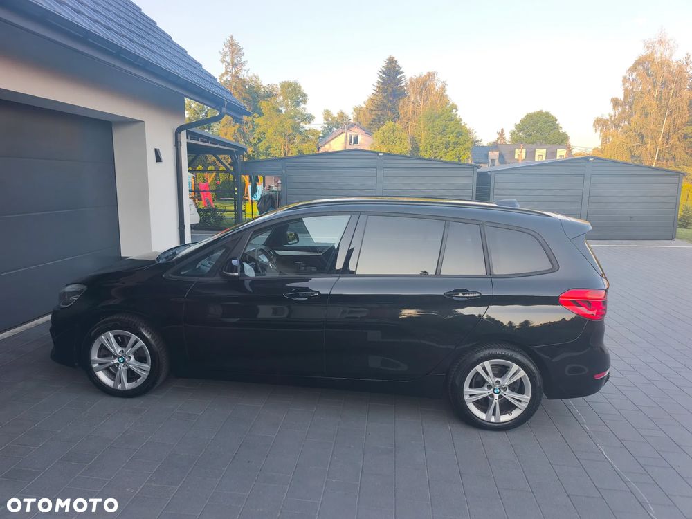 BMW Seria 2 218d Luxury Line sport - 17