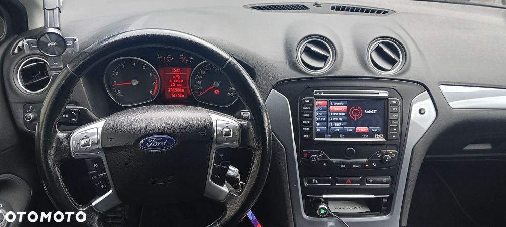 Ford Mondeo - 4
