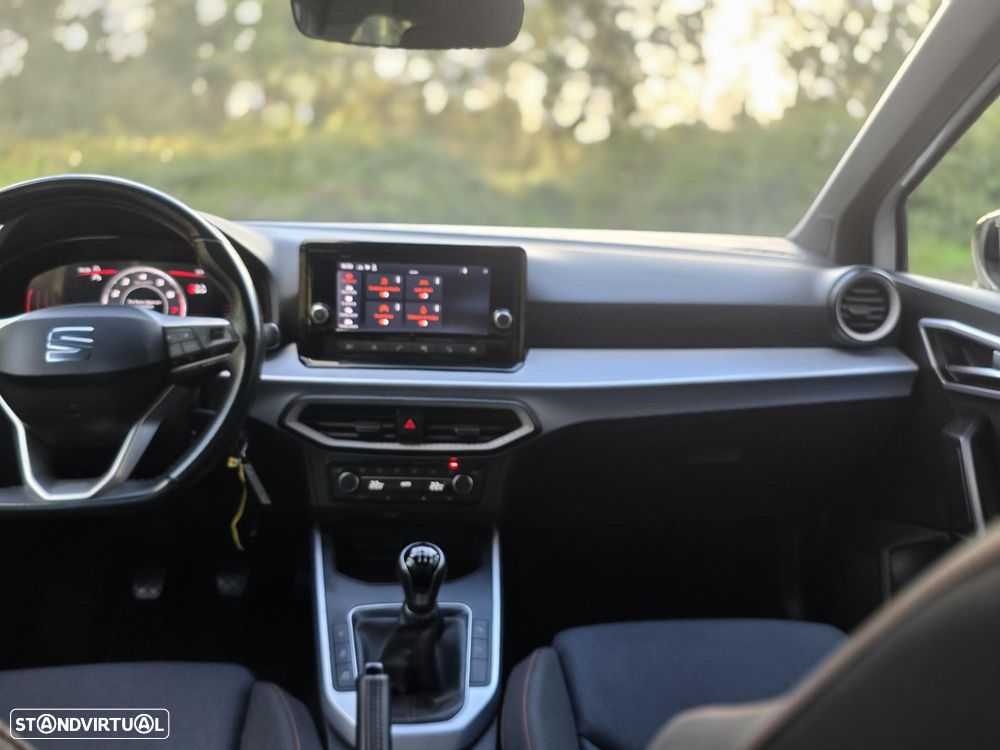 SEAT Arona 1.0 TSI FR - 43