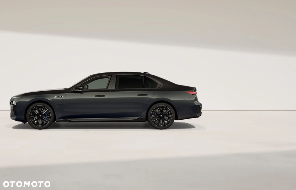 BMW Seria 7 M760e PHEV xDrive sport - 8
