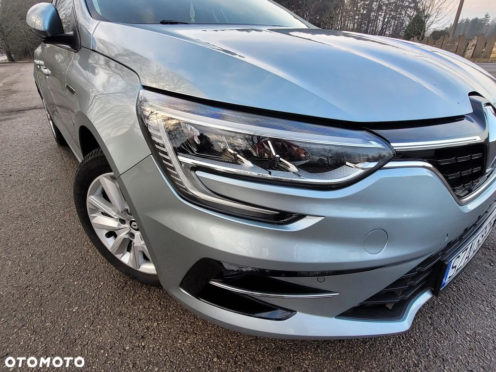 Renault Megane 1.5 Blue dCi Intens - 9