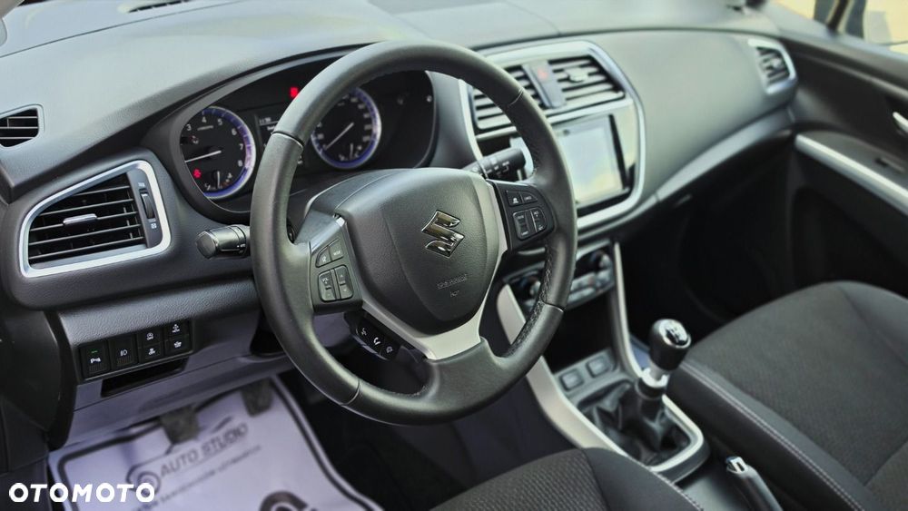 Suzuki SX4 S-Cross 1.4 T Elegance - 11