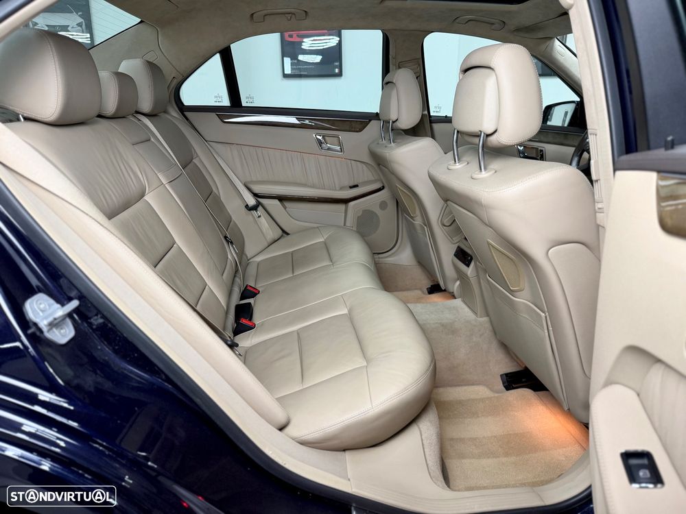Mercedes-Benz E 250 CDI Elegance BlueEfficiency - 24