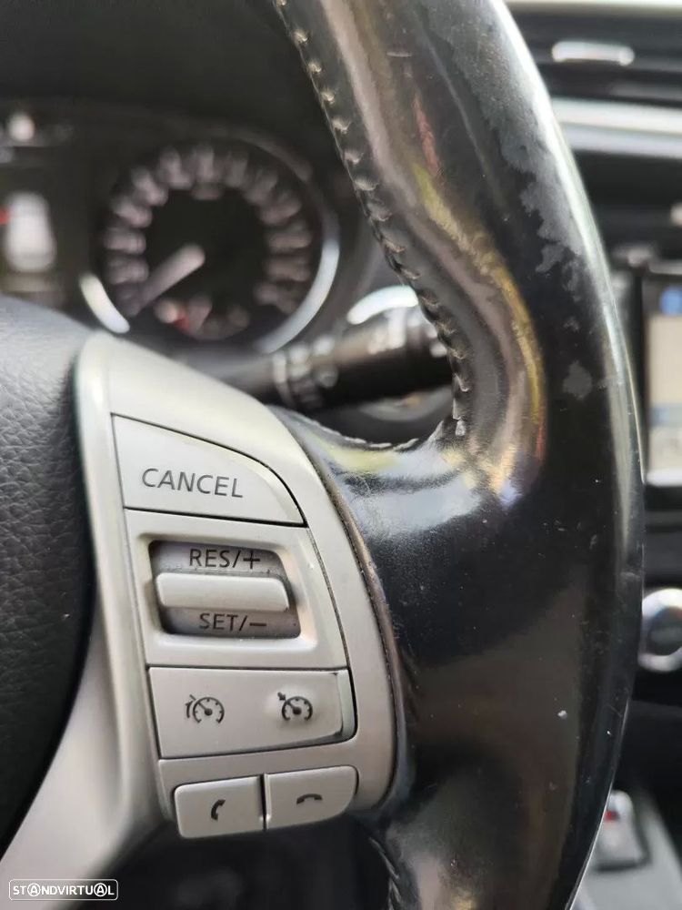 Nissan Qashqai 1.6 dCi Tekna Premium Xtronic - 34