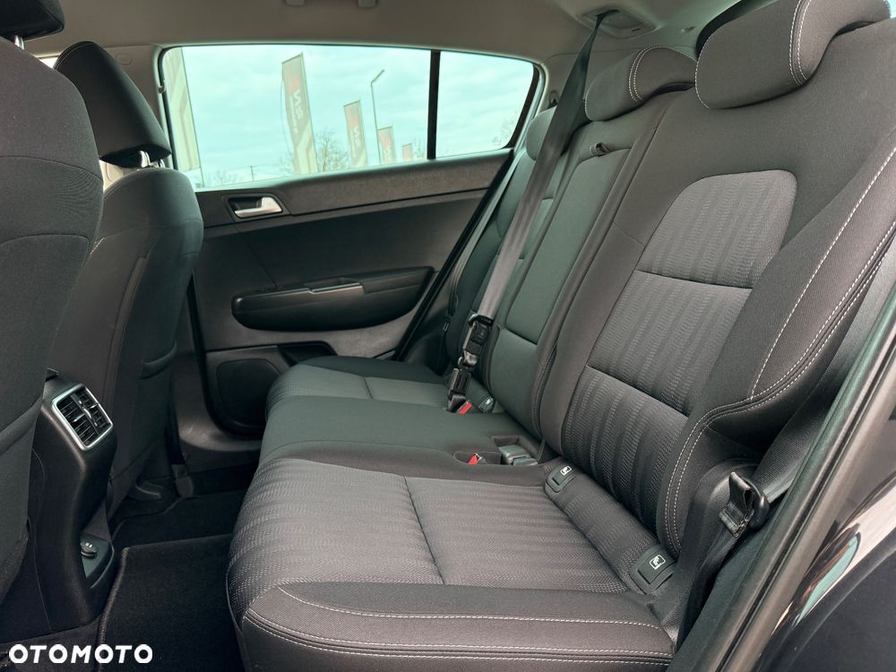 Kia Sportage 1.6 GDI L 2WD - 18