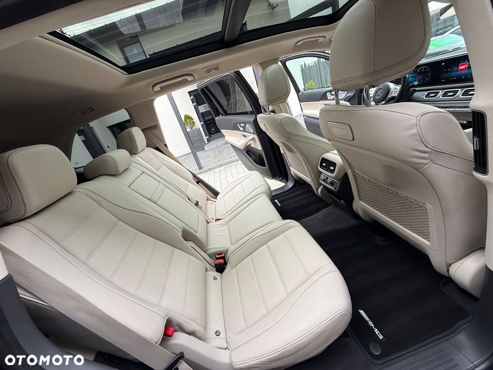 Mercedes-Benz GLS - 20