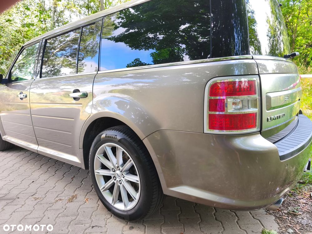Ford Flex - 6