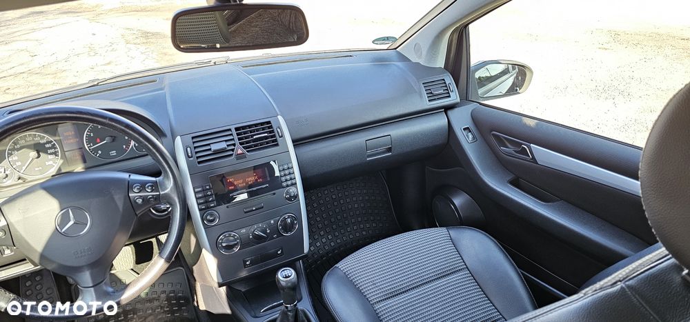 Mercedes-Benz Klasa A 150 Avantgarde Edition 10 - 17