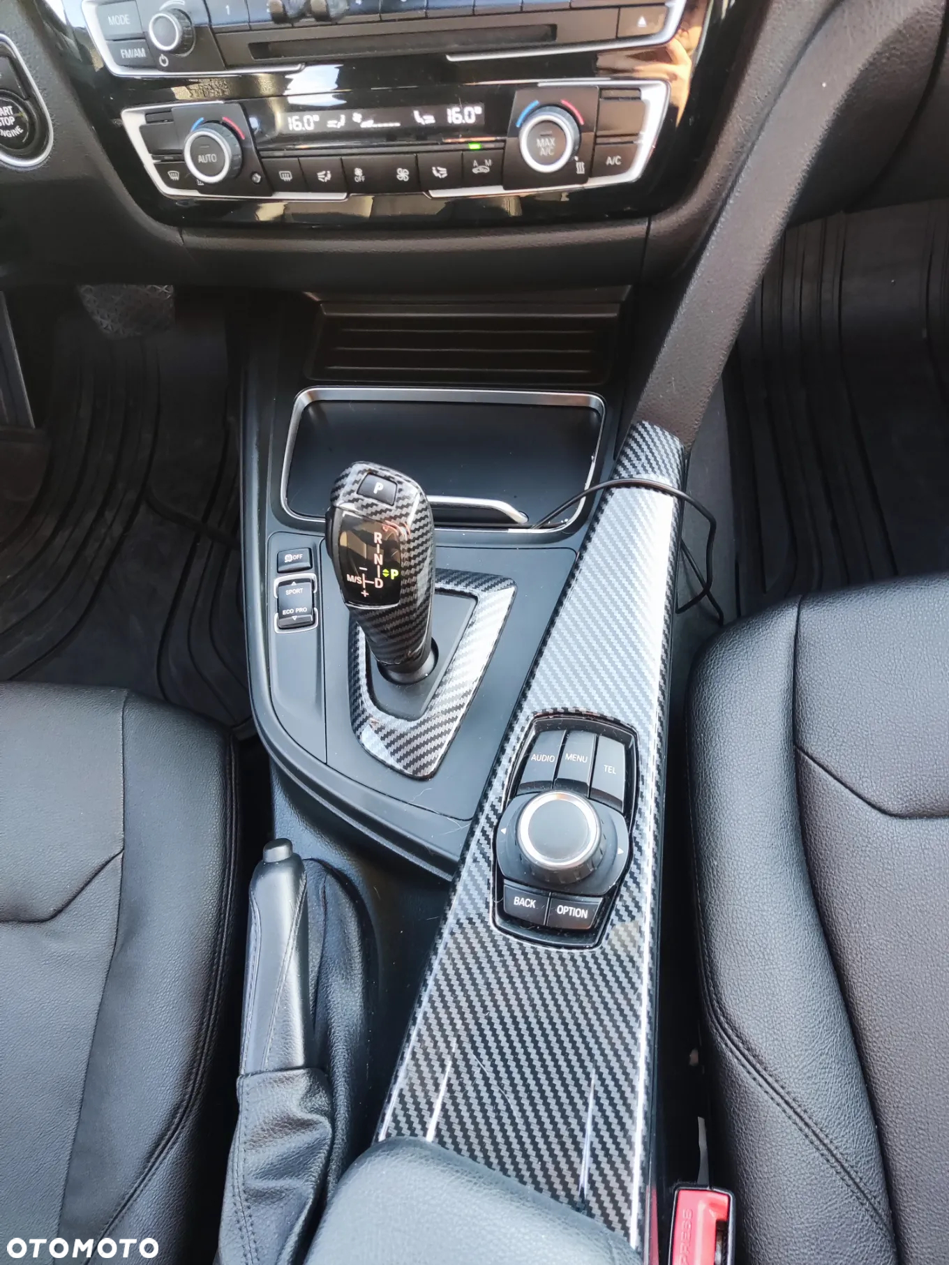 BMW Seria 3 320i - 23