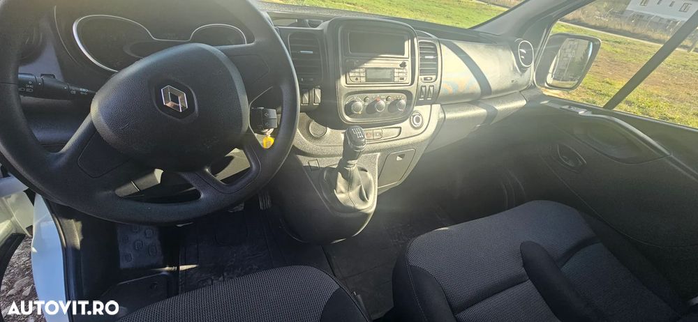 Renault Trafic 2.0 Blue dCi 120 Combi L2H1 8+1 locuri Authentique - 9