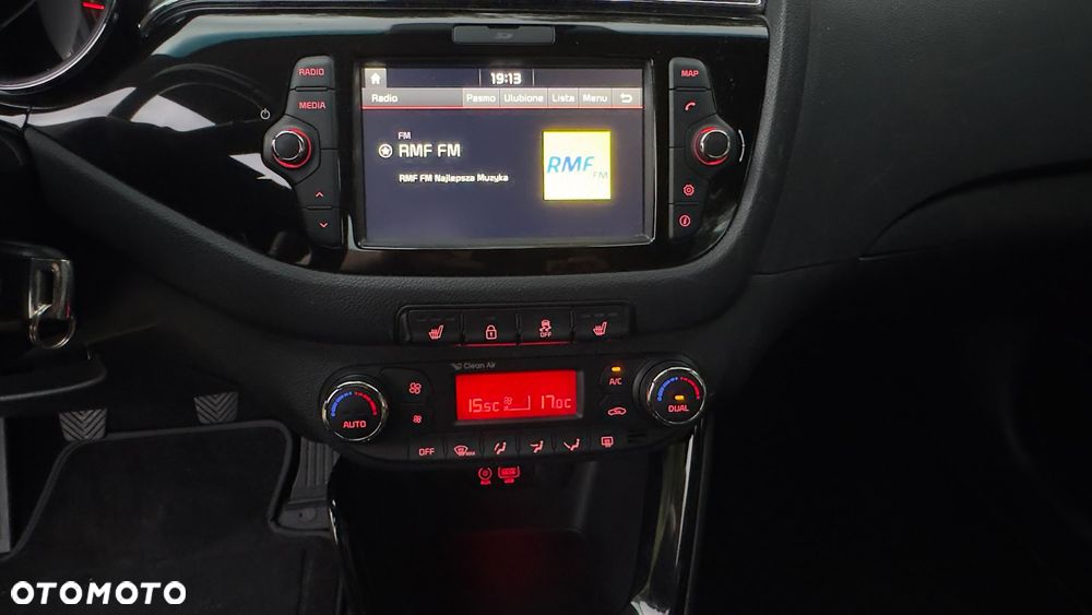 Kia Ceed - 12