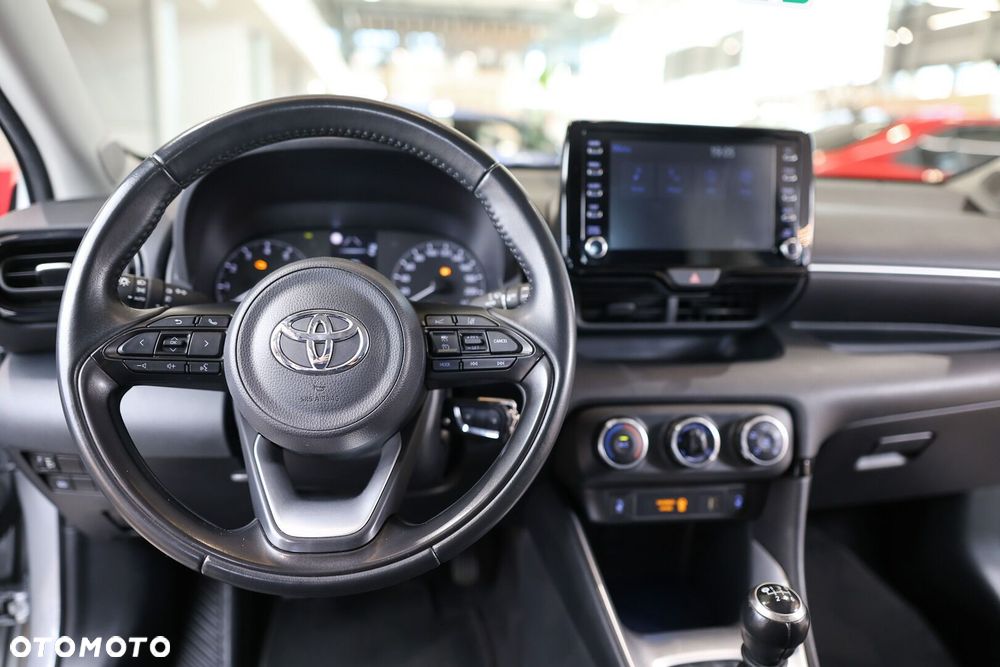 Toyota Yaris - 22