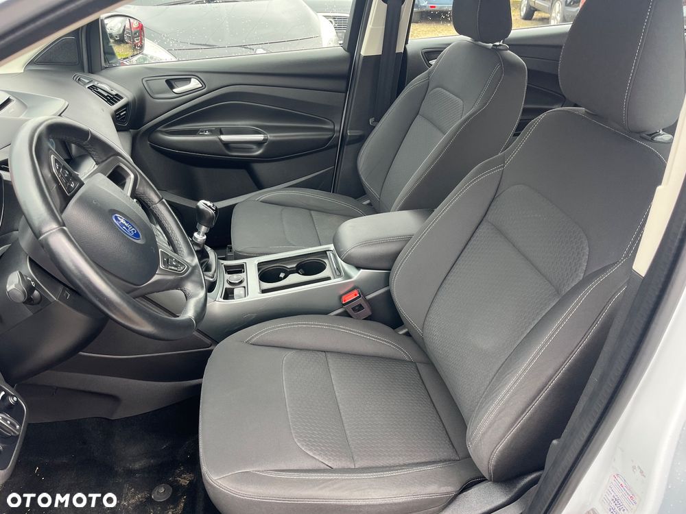 Ford Kuga 1.5 EcoBoost 2x4 Business Edition - 13