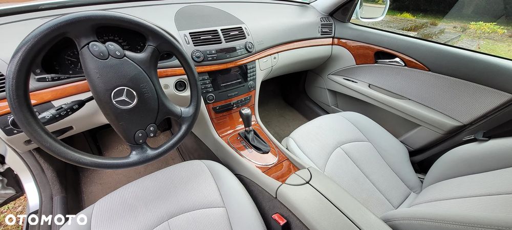 Mercedes-Benz Klasa E - 12