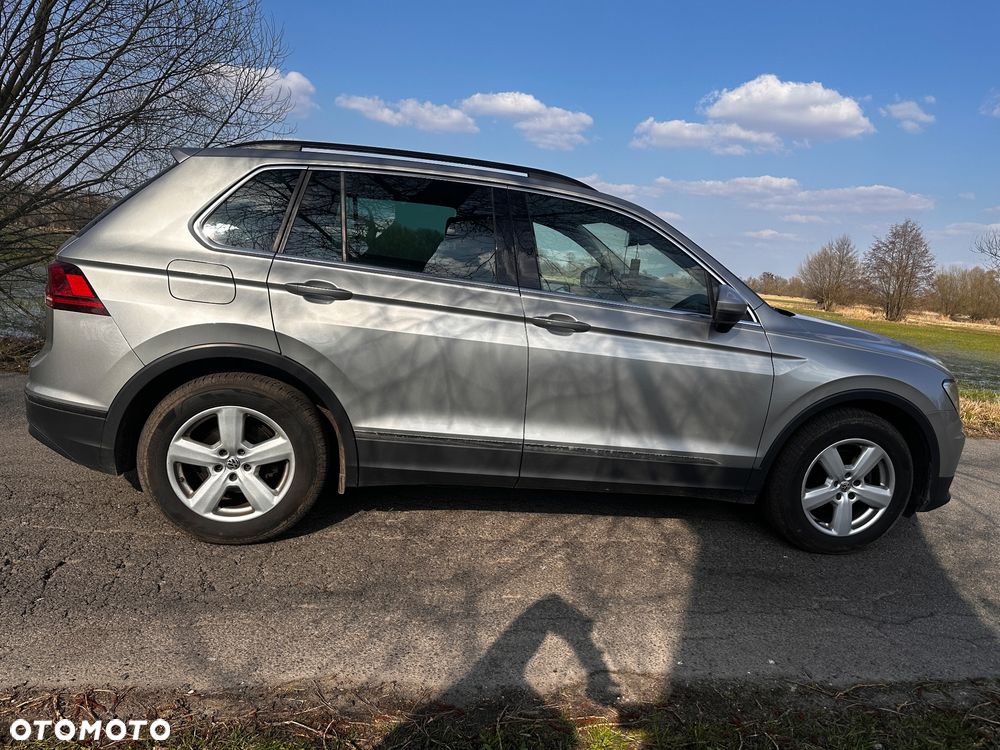 Volkswagen Tiguan - 10