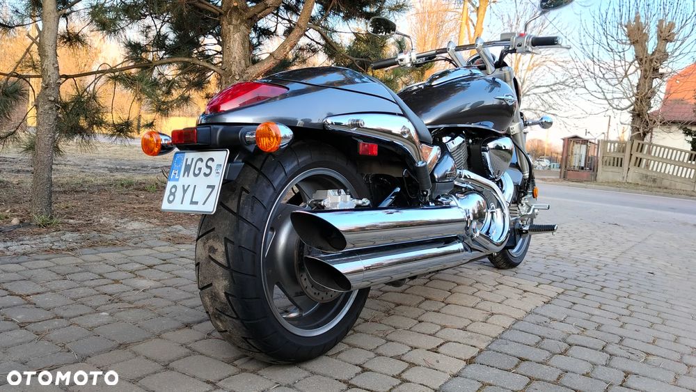 Suzuki Boulevard - 4