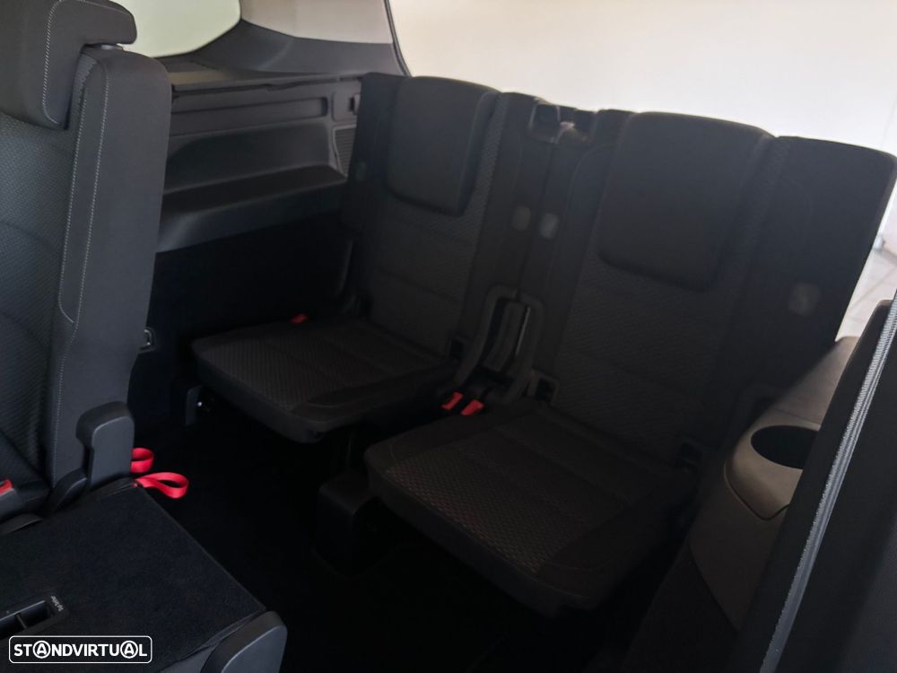 VW Touran 2.0 TDI Confortline - 14
