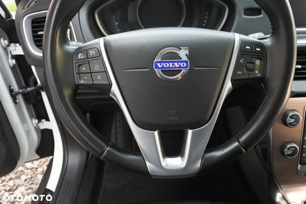 Volvo V40 Cross Country D3 Geartronic Summum - 20