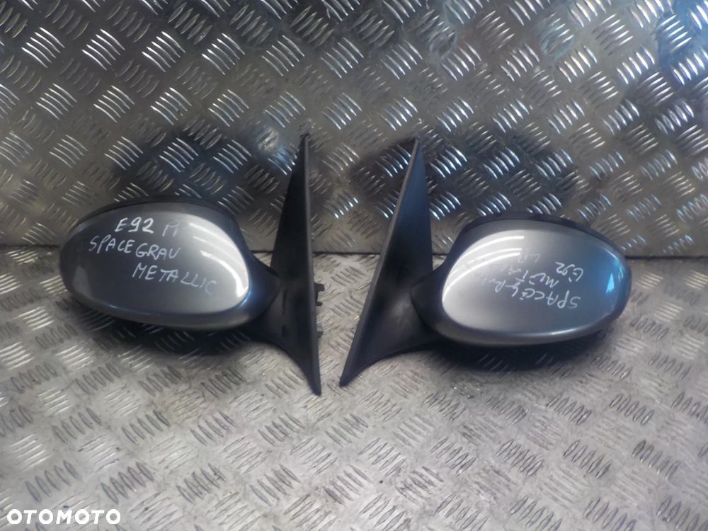 BMW E92 LUSTERKO PRAWE SPCAEGRAU METALIC - 1